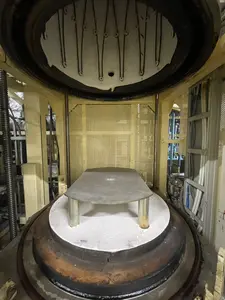 電気炉　倒立型減圧仮焼炉