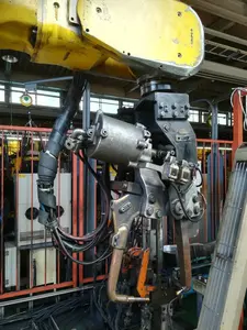 FANUC ロボット S-420iF　+　溶接機