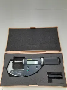 デジタルマイクロメーター　0-30mm