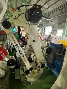 Kawasaki 大型汎用ロボット（300kg可搬 6軸）