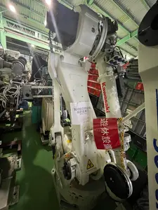 Kawasaki 多関節ロボット（165kg可搬 6軸）