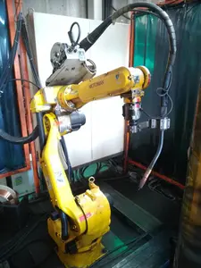 安川電機 ロボット MOTOMAN　UP-6　+　溶接機